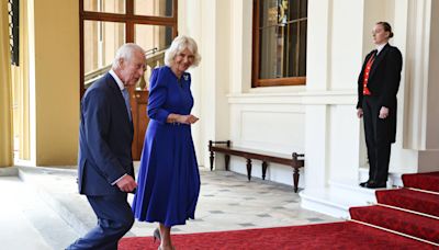 Charles III ouvre les salons jusque-là fermés de Buckingham Palace