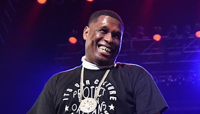 Jay Electronica Goes Off in Rant Defending Jay-Z, Calls Out People 'Slave Cooning Over a Football Game'