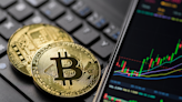 Bitcoin slips in wake of failed $9B crypto exchange