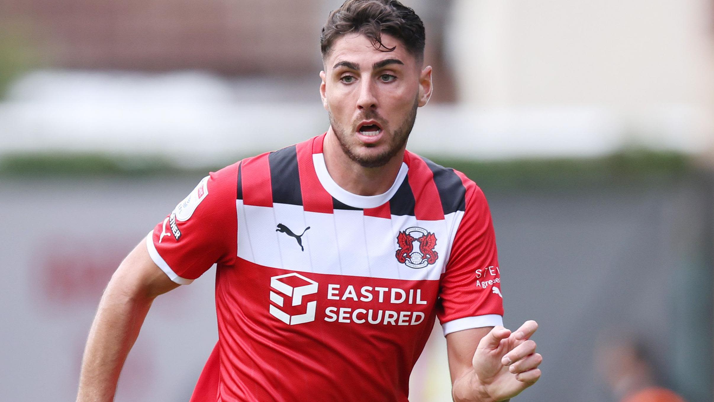 Happe signs new two-year deal at Leyton Orient