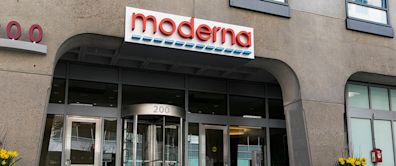 Analysts Expect Moderna's First-Quarter Sales To Plummet 95% — Is Moderna Stock A Sell?