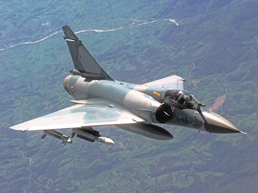 繼 F-16 後，烏克蘭將獲得法國提供幻象 2000 戰機