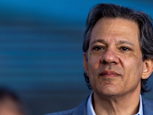 'Pouca capacidade e na dificuldade procura sempre o atalho fácil de criar taxas', diz leitor sobre Haddad