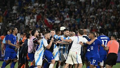 地主法國淘汰宿敵阿根廷晉4強！ 賽後爆發大場面