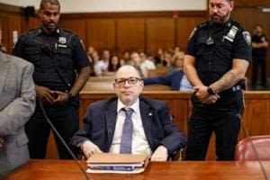 New York judge sets tentative November date for Weinstein retrial | FOX 28 Spokane