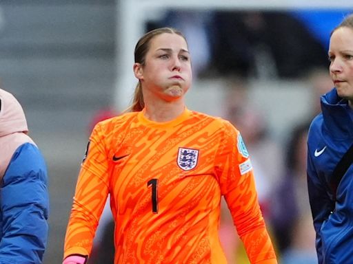 Mary Earps: Sarina Weigman says England goalkeeper expected to be fit for crucial Euro qualifiers