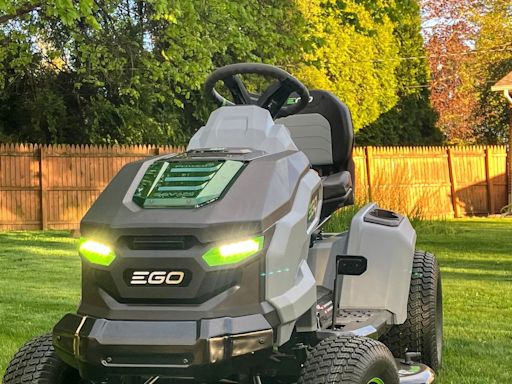 Cut Down Your Grass Cutting Time With These Expert-Recommended Riding Lawn Mowers