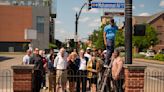 Two Louisville heavyweight champions honored with street signs