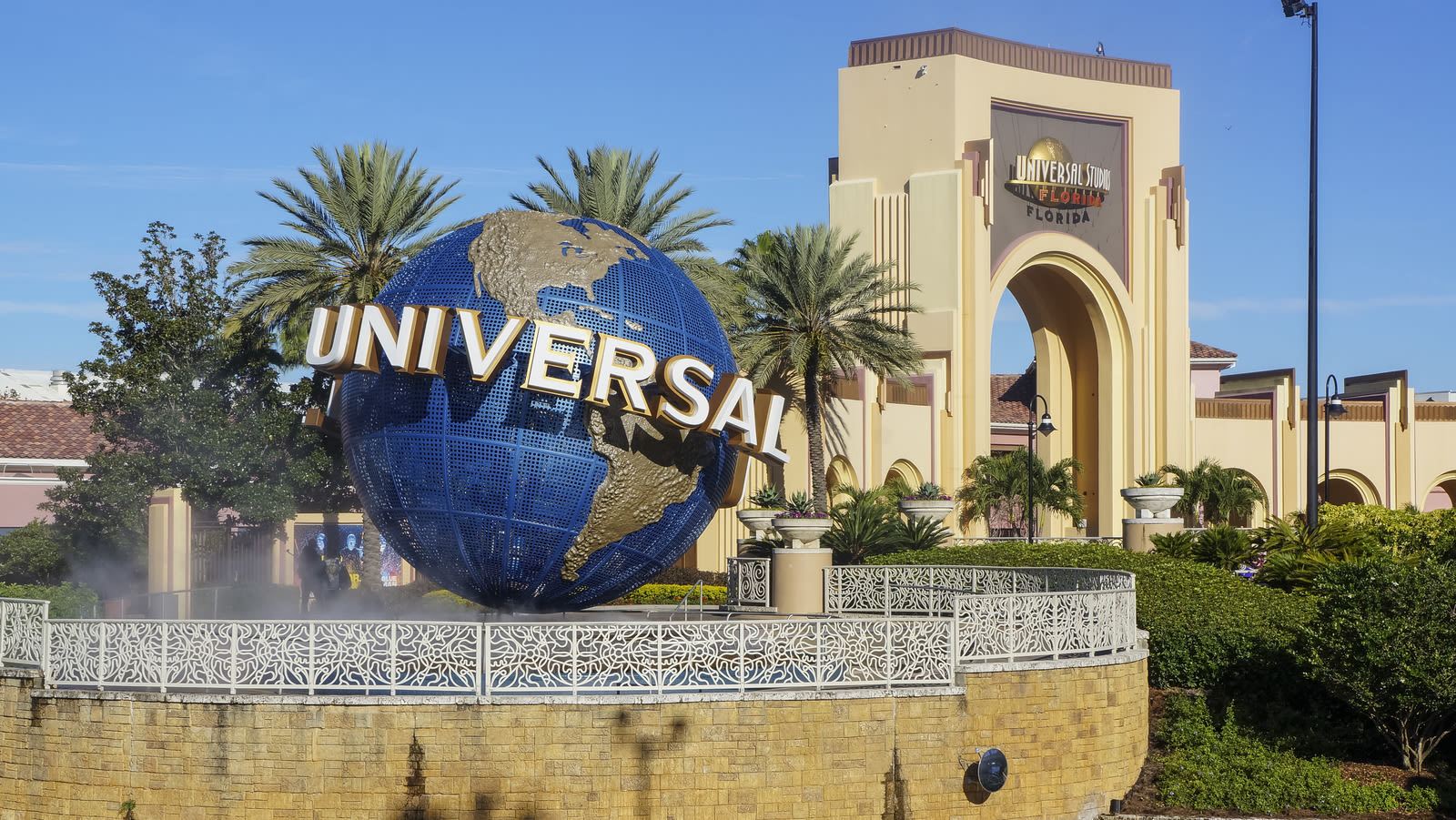 11 Best Snacks At Universal Studios Orlando, According To Customers