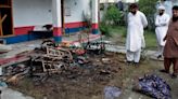 Muslim mob torches police station and lynches man accused of blasphemy