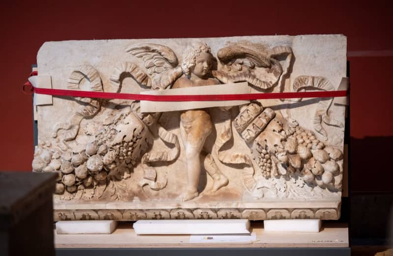 Berlin's closed Pergamon Museum maintains international profile