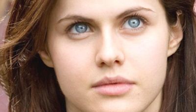 The Tragic Real Life Story Of Alexandra Daddario