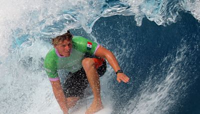 La dolorosa eliminación de Alan Cleland, el mexicano que hizo historia en el surf de París 2024