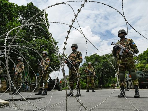 Bangladesh arrest total approaches 1,200: AFP tally