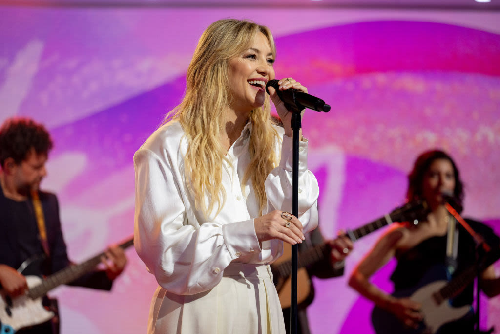 Kate Hudson Set for Living Room Concert to Promote Debut Album, ‘Glorious’