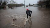 Al menos 1300 familias evacuadas: la Provincia declaró “alerta extrema” por el temporal en el área metropolitana