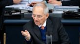 Autobiografie: Wolfgang Schäuble setzt sich selbst ein Denkmal