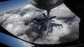 美空軍部長乘F-16改裝AI戰機，參與模擬空戰！美軍無人駕駛AI戰機，預計2028正式服役-風傳媒
