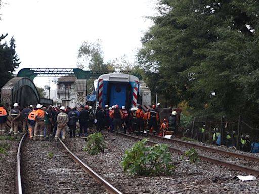 Choque de trenes en Palermo: “Fueron 10 segundos de sacudida; cuando me di cuenta de que estábamos arriba del puente, me dio terror”