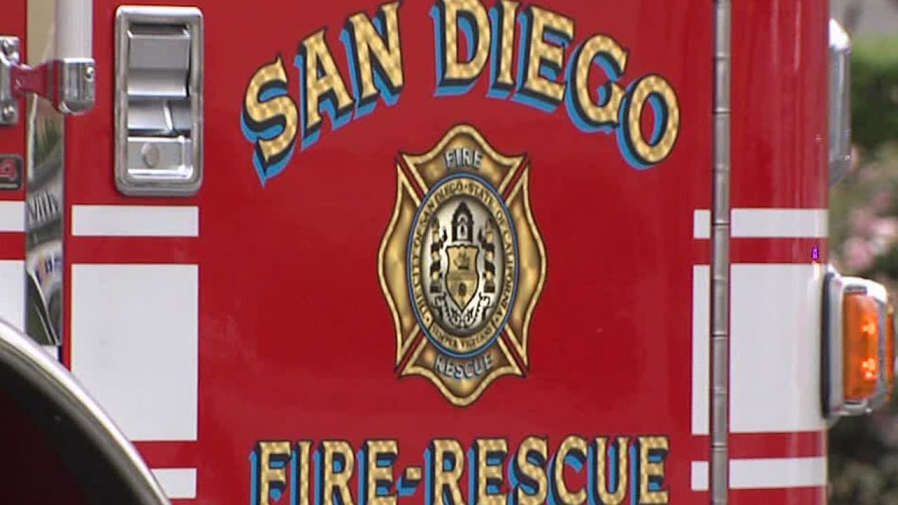 San Diego Fire Department responds to 3-alarm commercial fire in Gaslamp