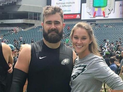 Jason Kelce y su esposa terminan en una bochornosa pelea con una mujer: ¿Cómo sucedió?