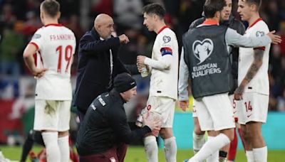 Lewandowski volverá a Barcelona con un golpe en el muslo