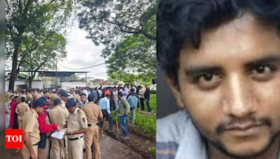 Badlapur encounter case: Protests erupt over burial of accused Akshay Shinde's body in Ulhasnagar | Thane News - Times of India