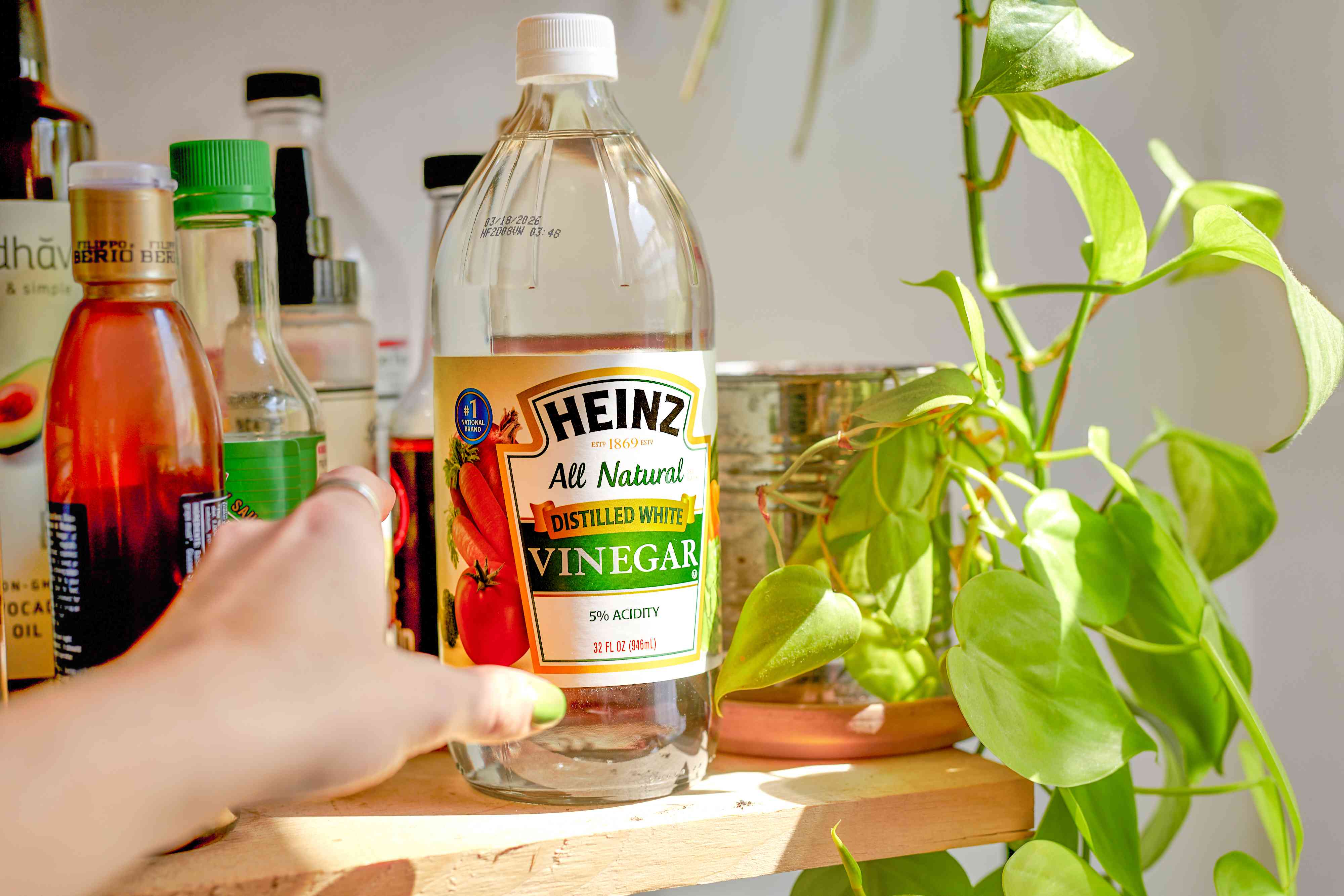 7 Things You Should Never Ever Clean With Vinegar, According to a Scientist and a Cleaning Expert