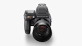 DSLR cameras are dead – even Hasselblad is switching to mirrorless