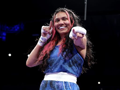 US boxer Jajaira Gonzalez beats French gold medalist, quiets raucous crowd