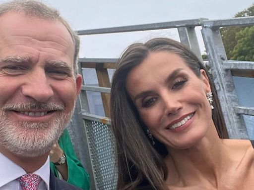 Los JJ.OO. de París reúnen a los ‘royals’ europeos: del vestido reciclado de la reina Letizia al bolso de más de 30.000 euros de Charlene de Mónaco