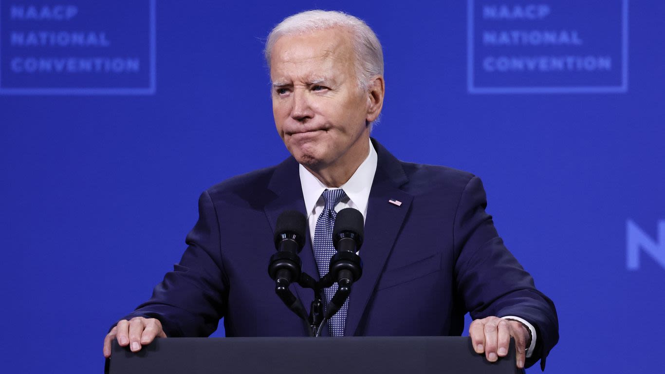 "Read the room": Biden infuriates Democrats with "pathetic" post-COVID "I'm sick" tweet