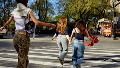 Baggy Jeans Are a Must-Have for Back-to-School Season