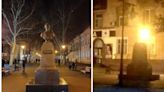 Russian troops in Kherson steal pair of statues of Russian military figures