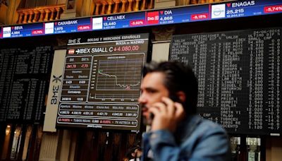 La bolsa española reduce la caída al 0,77 % y recupera el nivel de los 11.200 puntos Por EFE