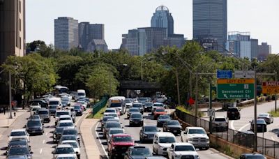 Here's the best and worst times to hit the road during Memorial Day weekend