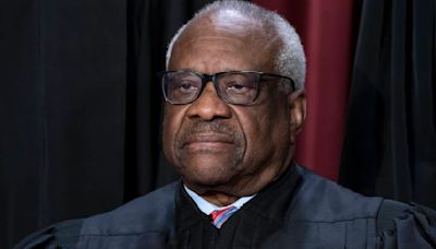 Democratic lawmakers seek criminal investigation of Justice Clarence Thomas