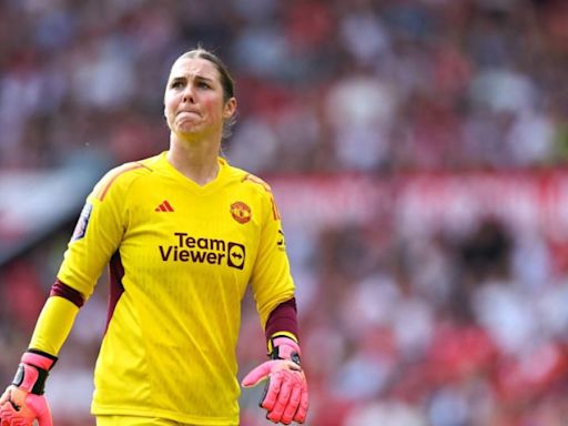 Mary Earps to leave Man Utd and become highest-paid women's goalkeeper