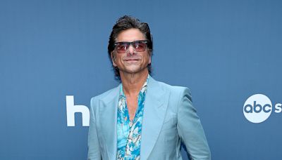 John Stamos Says His Therapist Saved His Life By ‘Helping Me Get Sober’