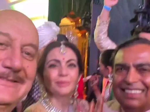 ... Khan, Ranbir Kapoor and AP Dhillon set stage on fire; Anupam Kher gives glimpse into 'wedding of the century' | Hindi Movie News - Times of ...