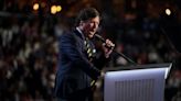 Tucker Carlson kicks off speaking tour in Arizona