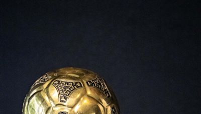 El Balón de Oro de Maradona se subastará en París "por varios millones de euros"