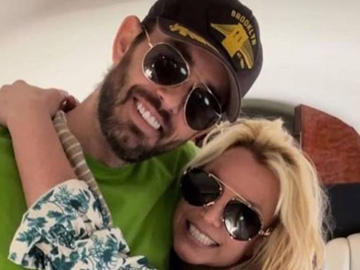 Britney Spears y Sam Asghari, oficialmente divorciados y solteros