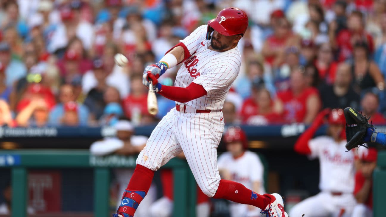 Phillies beat Dodgers despite Harper's absence