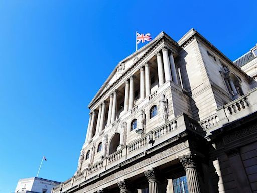 A close call, the BoE cuts interest rates