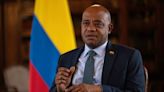 Canciller de Colombia no viajará a Caracas para las elecciones de Venezuela