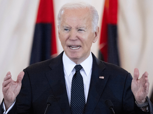 'Rats on a Sinking Ship': Joe Biden's Staffers Turn on Each Other as Plummeting Poll Numbers Create 'Toxic' Work Environment — Report