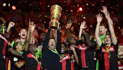 Bayer Leverkusen culmina la temporada con doblete