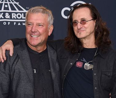 Álex Lifeson y Geddy Lee han vuelto a tocar canciones de Rush...y no ha sido fácil - La Tercera