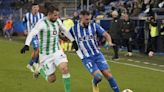 El Betis busca redimirse tras su derrota europea y el Alavés escalar puestos